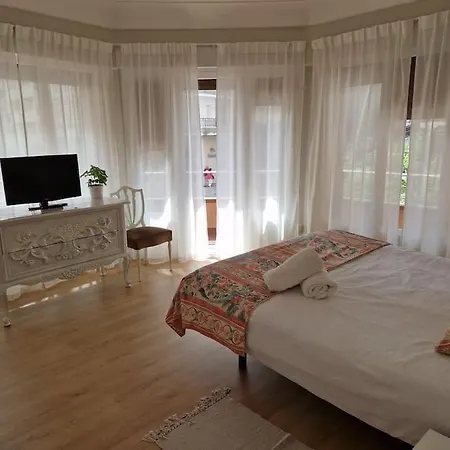 Hogar De Cristina * كاسترو أورديالس